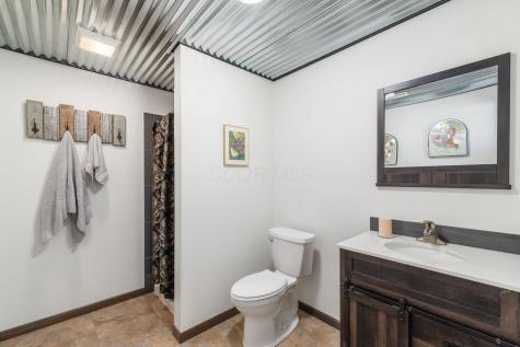 992 Country Club Drive Howard OH 43028