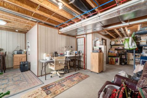 992 Country Club Drive Howard OH 43028