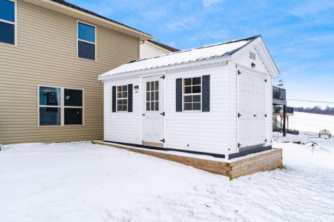 992 Country Club Drive Howard OH 43028