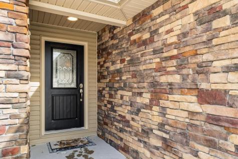 992 Country Club Drive Howard OH 43028