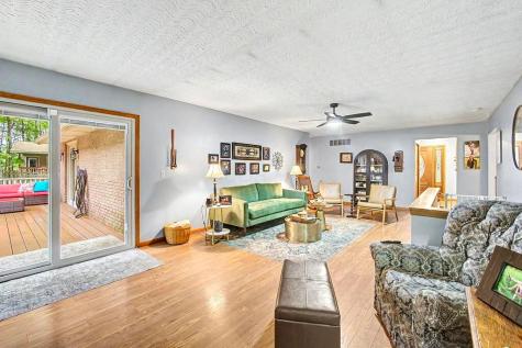 712 Crestrose Circle Howard OH 43028