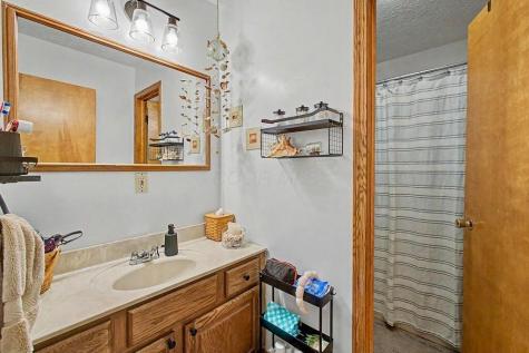 712 Crestrose Circle Howard OH 43028