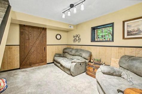 712 Crestrose Circle Howard OH 43028