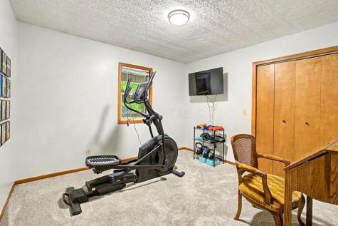 712 Crestrose Circle Howard OH 43028