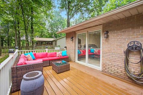 712 Crestrose Circle Howard OH 43028