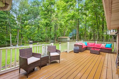 712 Crestrose Circle Howard OH 43028