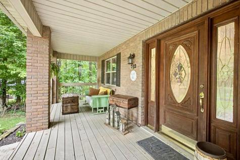 712 Crestrose Circle Howard OH 43028