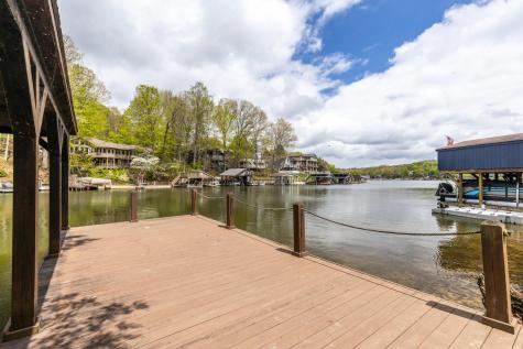 503 Greenacre Circle Howard OH 43028