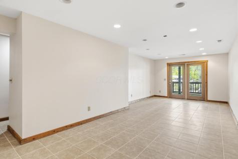 503 Greenacre Circle Howard OH 43028