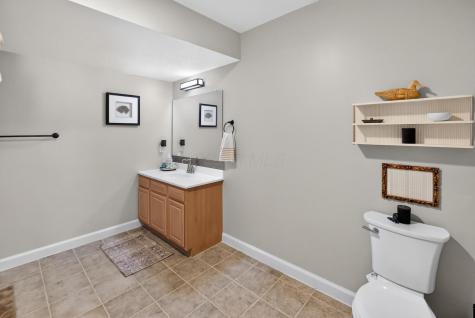 77 Grandway Court Howard OH 43028
