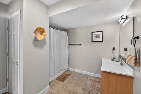 77 Grandway Court Howard OH 43028