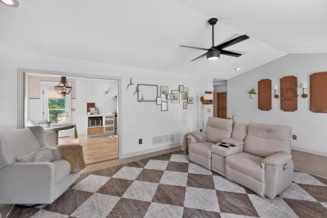 77 Grandway Court Howard OH 43028