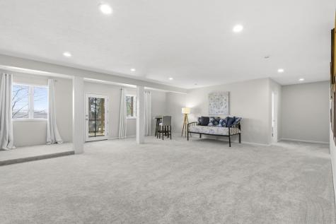 898 Country Club Drive Howard OH 43028
