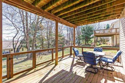 898 Country Club Drive Howard OH 43028