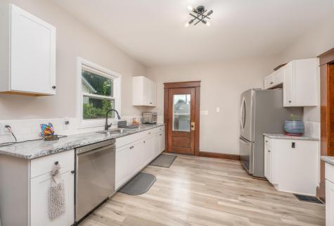 8 3rd Avenue Mount Vernon OH 43050