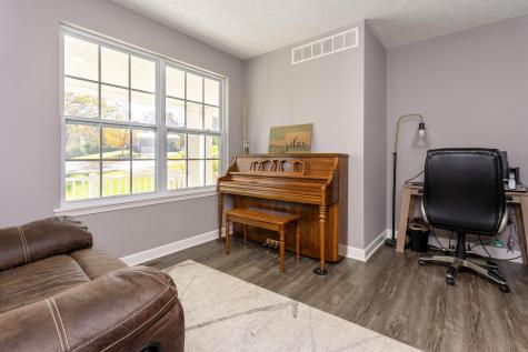 11 Greenwood Court Howard OH 43028
