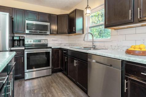 11 Greenwood Court Howard OH 43028
