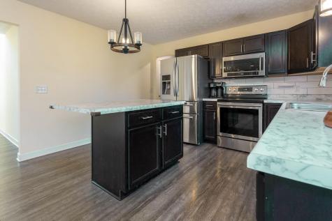 11 Greenwood Court Howard OH 43028