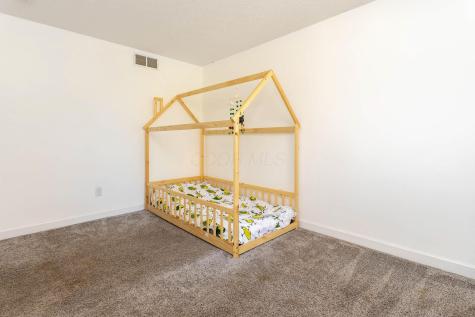 11 Greenwood Court Howard OH 43028
