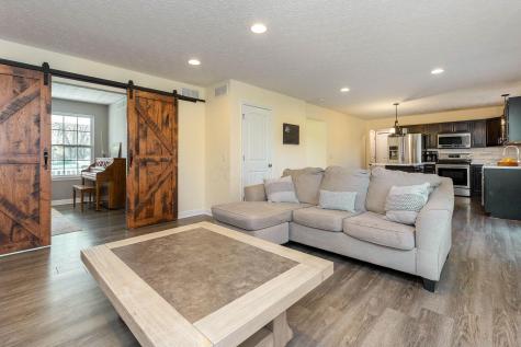 11 Greenwood Court Howard OH 43028