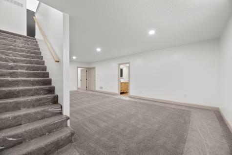 3162 Apple Valley Drive Howard OH 43028