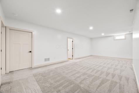 3162 Apple Valley Drive Howard OH 43028