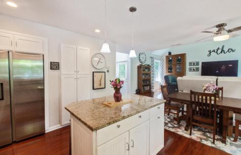 189 Green Valley Drive Howard OH 43028