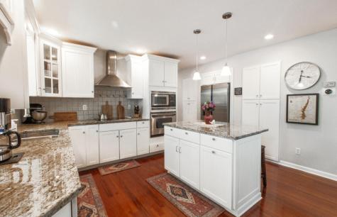 189 Green Valley Drive Howard OH 43028