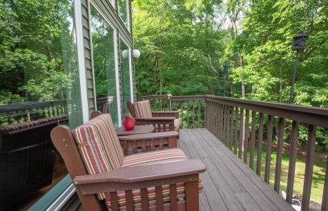 189 Green Valley Drive Howard OH 43028