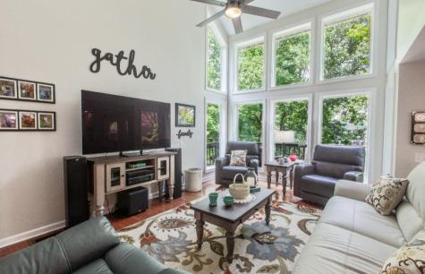 189 Green Valley Drive Howard OH 43028