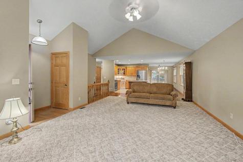 3670 Apple Valley Drive Howard OH 43028
