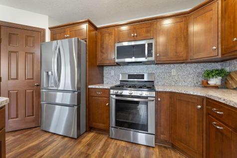 3814 Apple Valley Drive Howard OH 43028