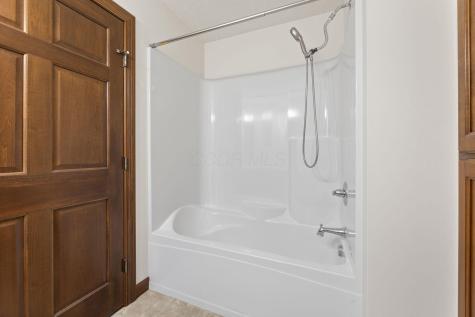 3814 Apple Valley Drive Howard OH 43028