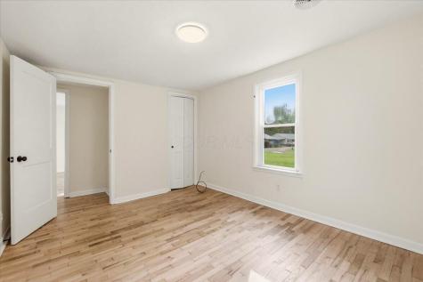 11 Oak Drive Mount Vernon OH 43050