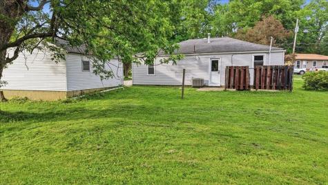 11 Oak Drive Mount Vernon OH 43050