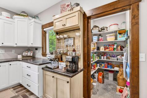 536 Jolly Road Wellston OH 45692
