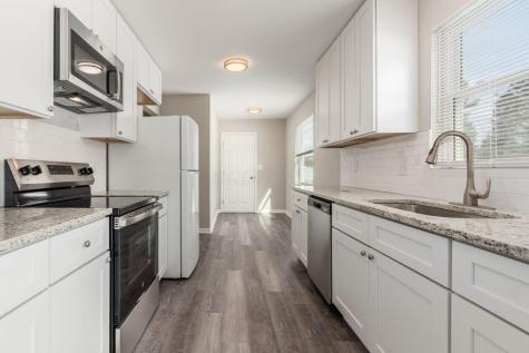 6 Edgewood Boulevard Mount Vernon OH 43050