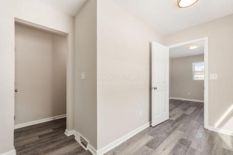 6 Edgewood Boulevard Mount Vernon OH 43050