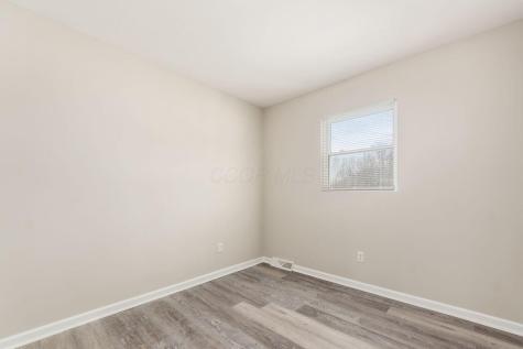 6 Edgewood Boulevard Mount Vernon OH 43050