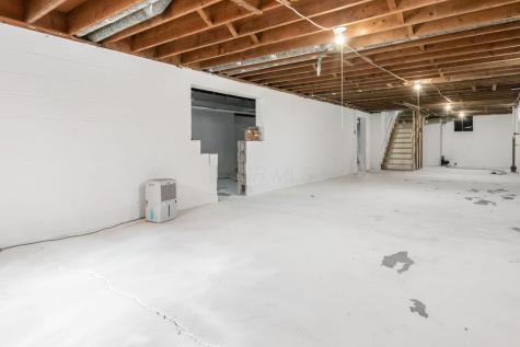 6 Edgewood Boulevard Mount Vernon OH 43050