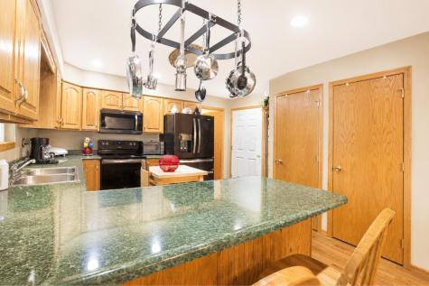 894 Winesap Drive Howard OH 43028
