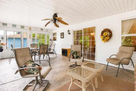 894 Winesap Drive Howard OH 43028