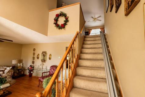 894 Winesap Drive Howard OH 43028