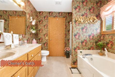 894 Winesap Drive Howard OH 43028