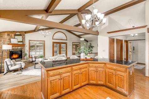 4045 Apple Valley Drive Howard OH 43028