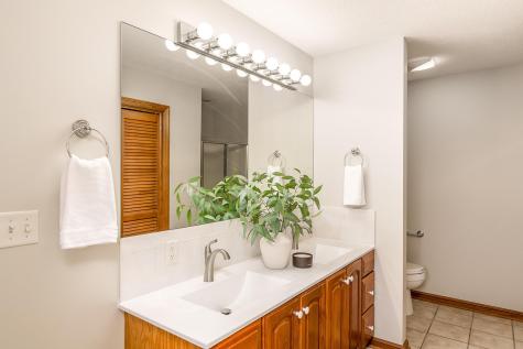 4045 Apple Valley Drive Howard OH 43028