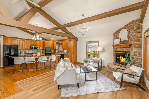 4045 Apple Valley Drive Howard OH 43028