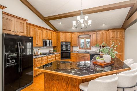 4045 Apple Valley Drive Howard OH 43028