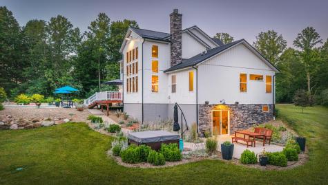 11681 Liberty Chapel Road Mount Vernon OH 43050