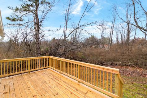 210 Woodlawn Circle Howard OH 43028